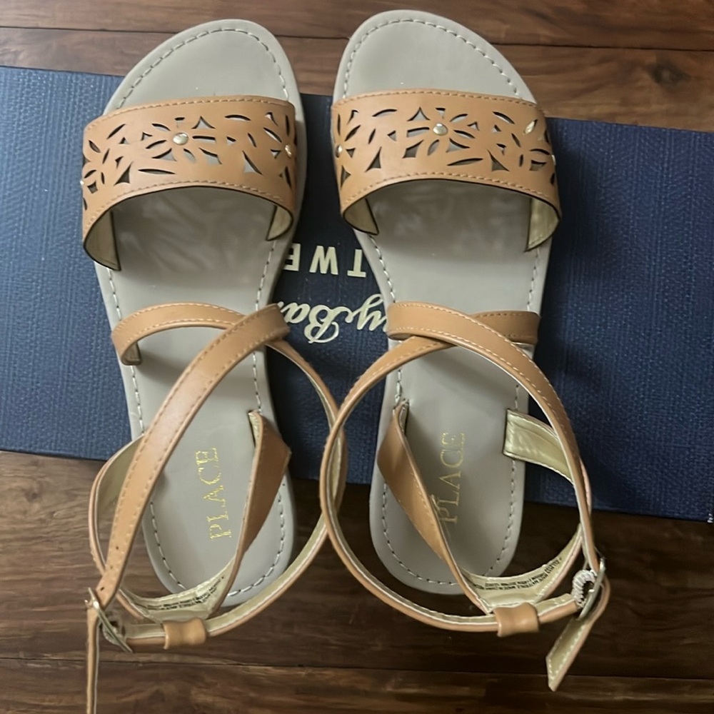 Place girls sandals